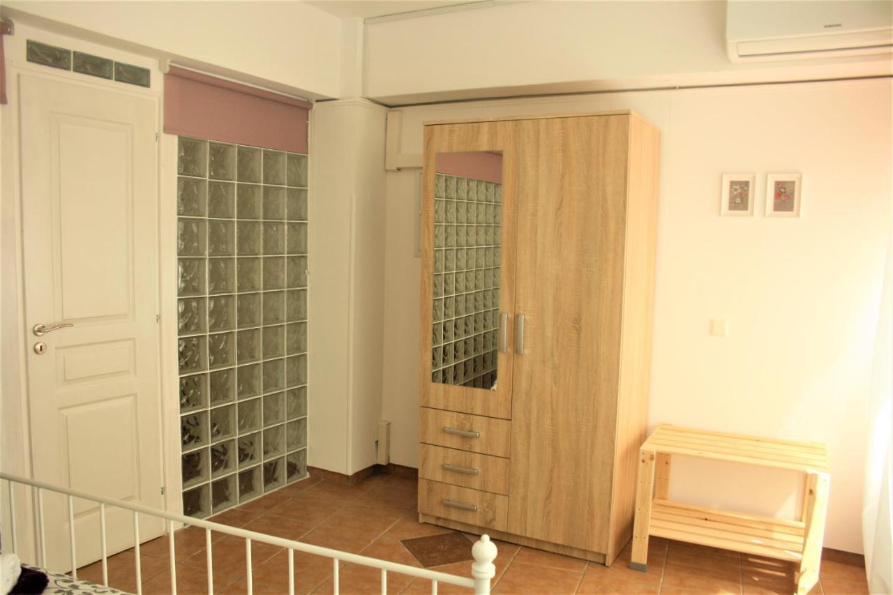 Driopon Apartment Athena Bagian luar foto