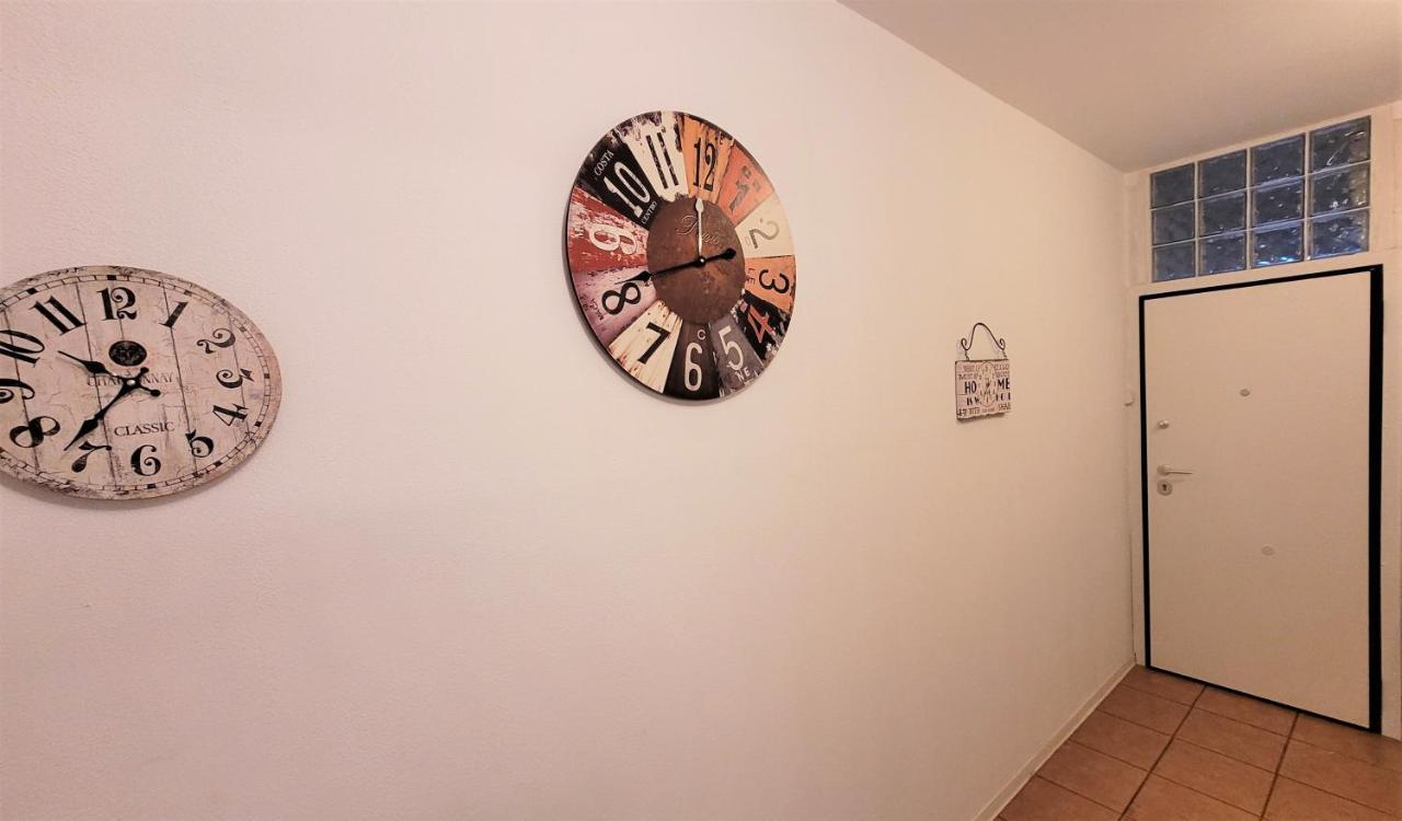 Driopon Apartment Athena Bagian luar foto
