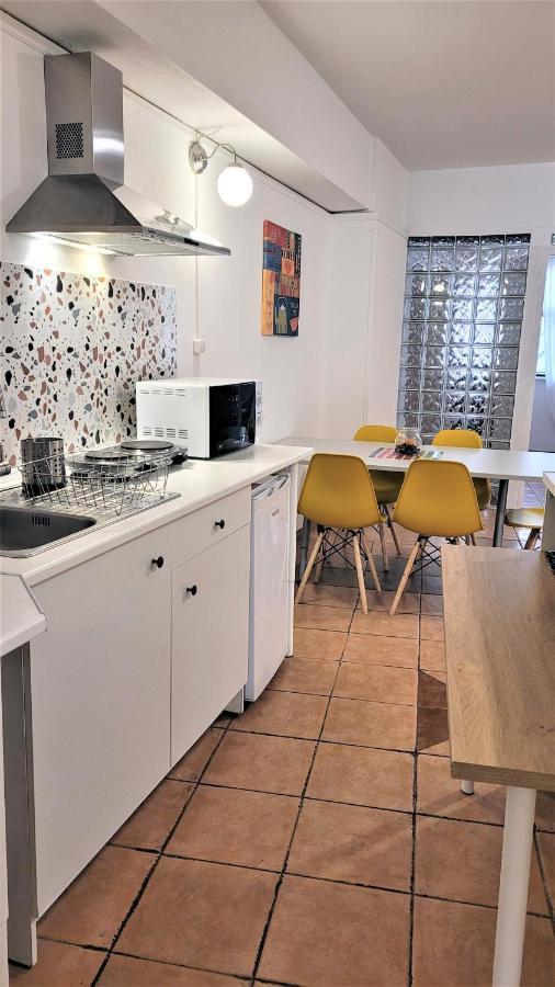 Driopon Apartment Athena Bagian luar foto
